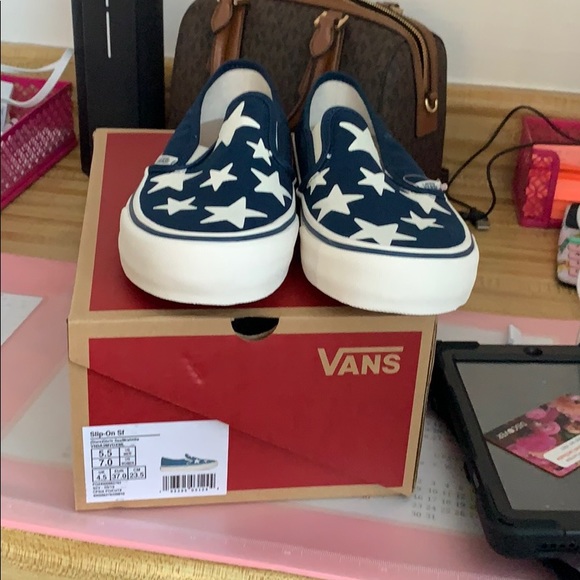 Vans Shoes - Vans stars Vans Shoes - Vans stars